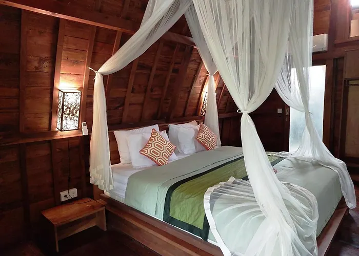 Shivananda Antique By Eps Ubud (Bali)